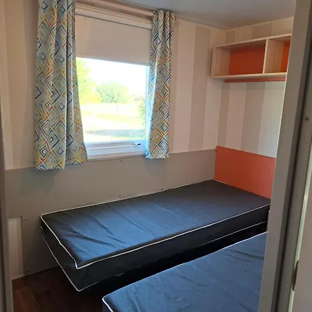 Mobil-home Au Bord Du De Douzy